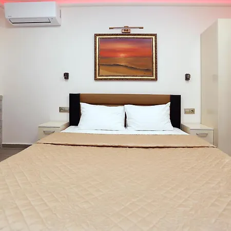 Deluxe 2 Studios City Center Burgas Exterior photo