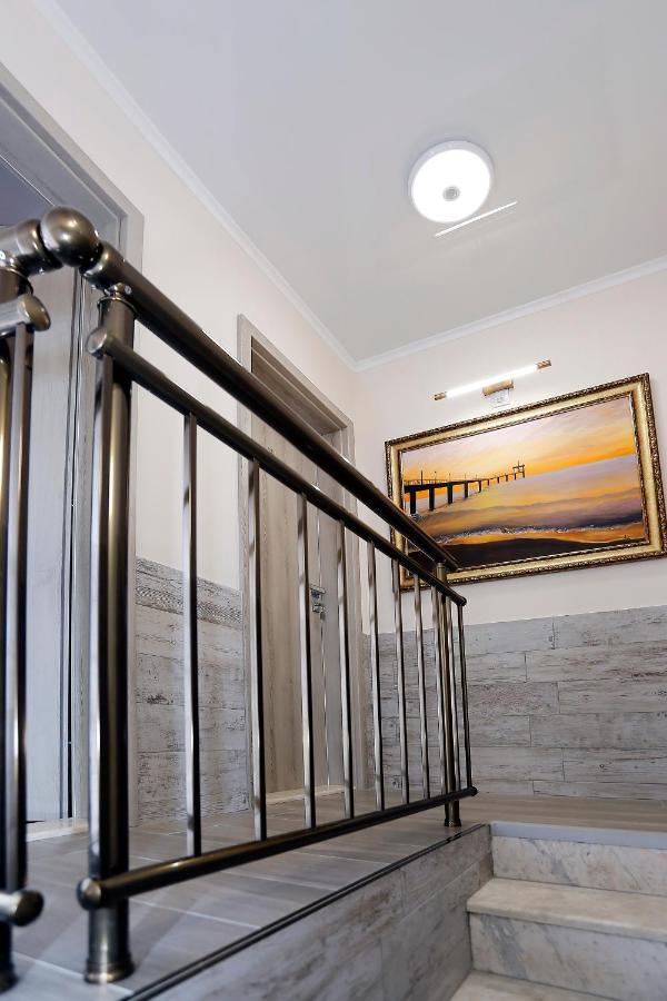 Deluxe 2 Center Burgas